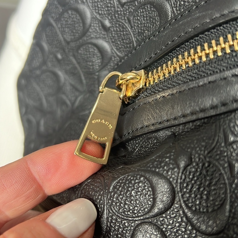 Coach Lexy Chain Shoulder Bag In Signature Leather - Picture 7 of 12
